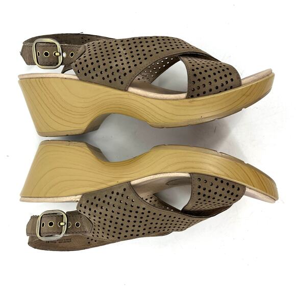 Dansko Women's 41/US10.5 Jacinda Wedge Heel Taupe Suede Comfort Open Toe Sandal - Picture 6 of 8